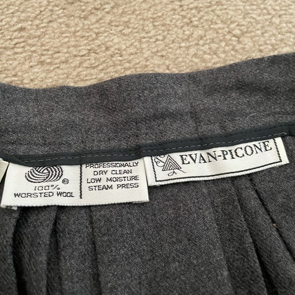 Vintage Evan Picone pleated skirt ❤️🎈 - Picture 7 of 9